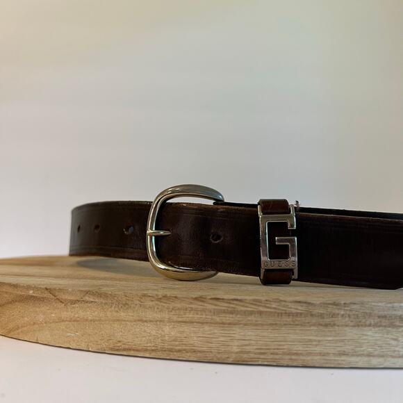 Guess Brown Distressed Genuine Leather Worn in Silver Buckle Belt Size Medium - Picture 2 of 11